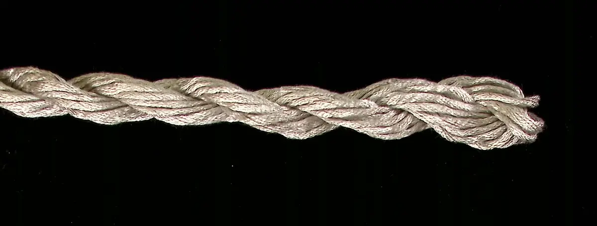 1033 Olive Gray Soie Cristale 1