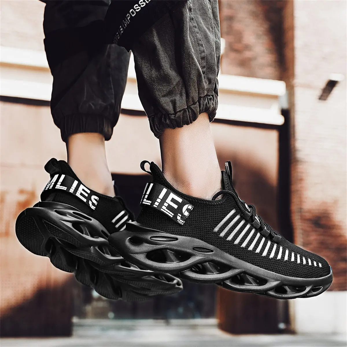 Men Lightweight Running Athletic Sports Shoes 1