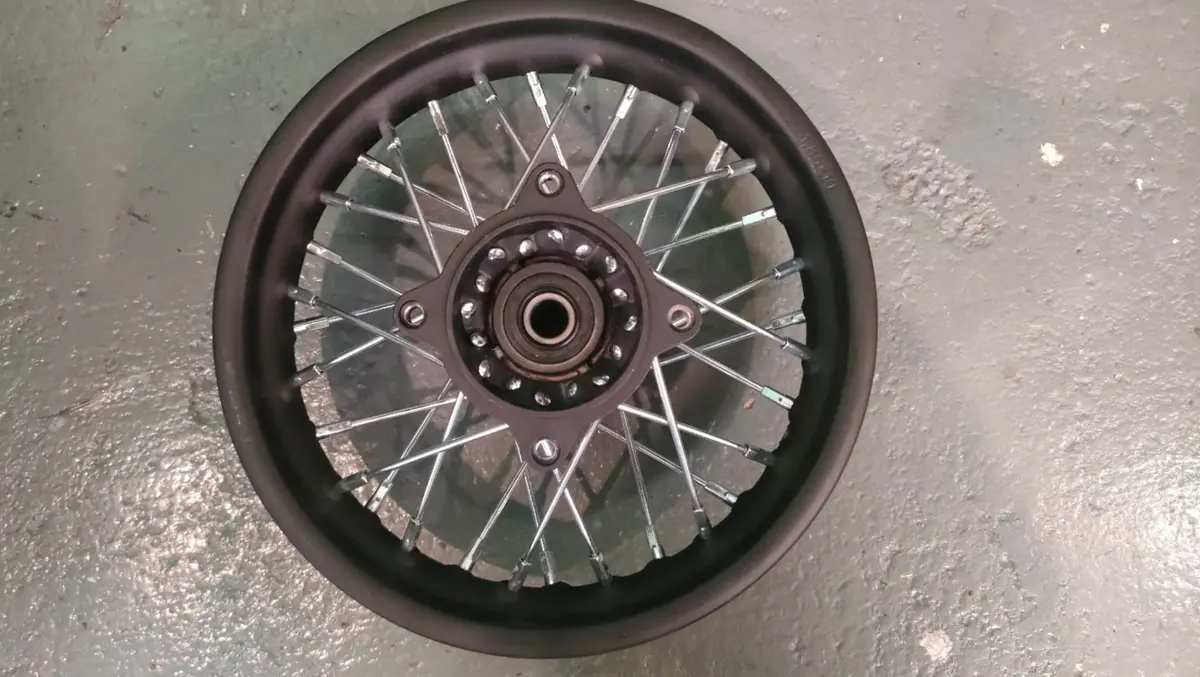 7926 | Rear Wheel 10"  Disc Brake 1