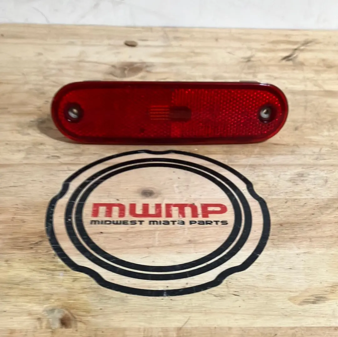 1990-1997 Mazda Miata Left Rear Side Marker Light Na01-51-5J1b 1