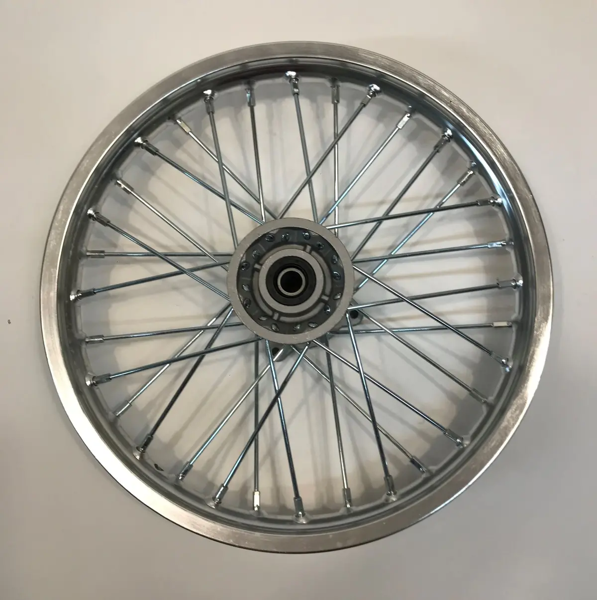 3115 | Front Wheel 14" | Silver V5 1