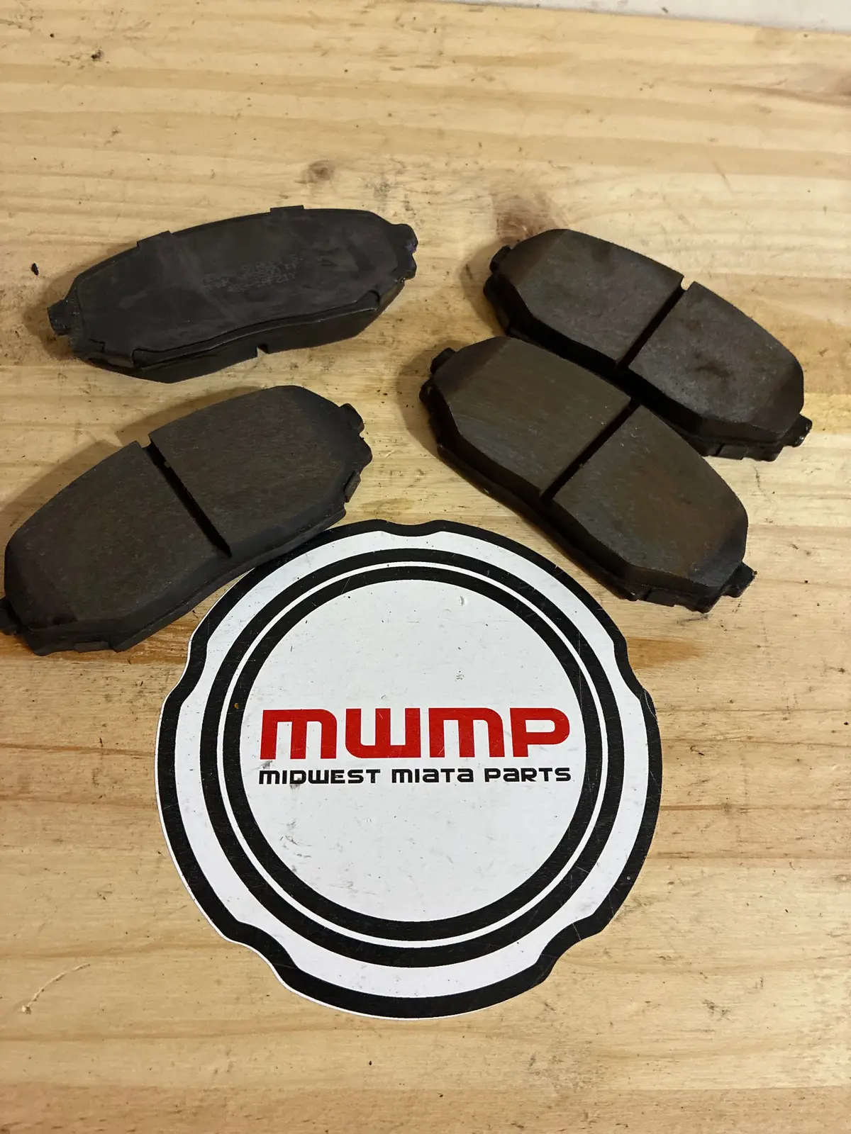 1990-1993 Mazda Miata Hawk Hps 5.0 Front Brake Pads Hb148b.560 1