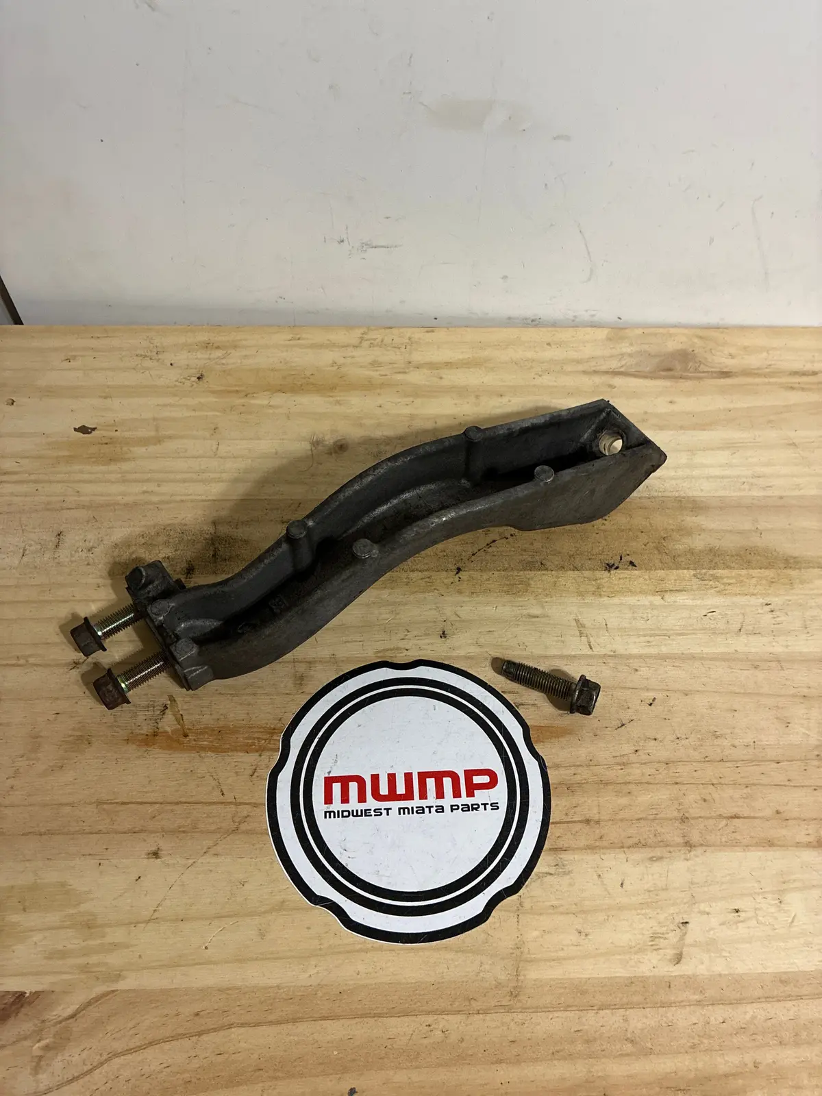 1994-2005 Mazda Miata Intake Manifold Brace Stay W/Bolts Bep8-13-121A 1