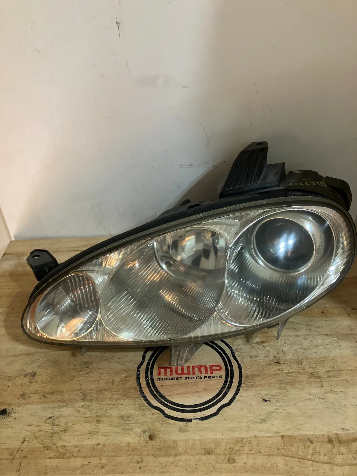 2001-2005 Mazda Miata Left Nb2 Front Headlight Nc72-51-0L0d 1