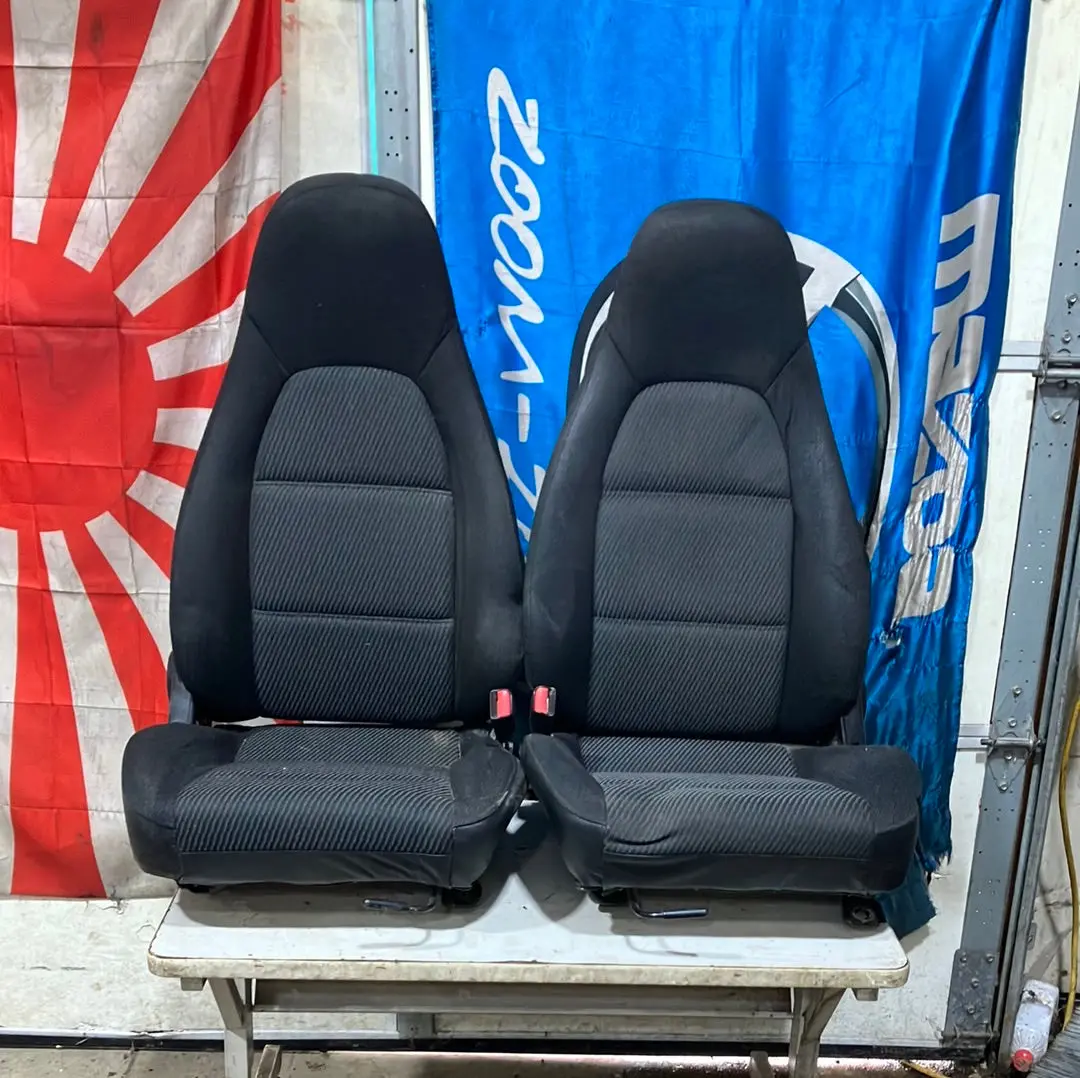 1999-2000 Mazda Miata Seat Set Seats Black With Sliders. 1