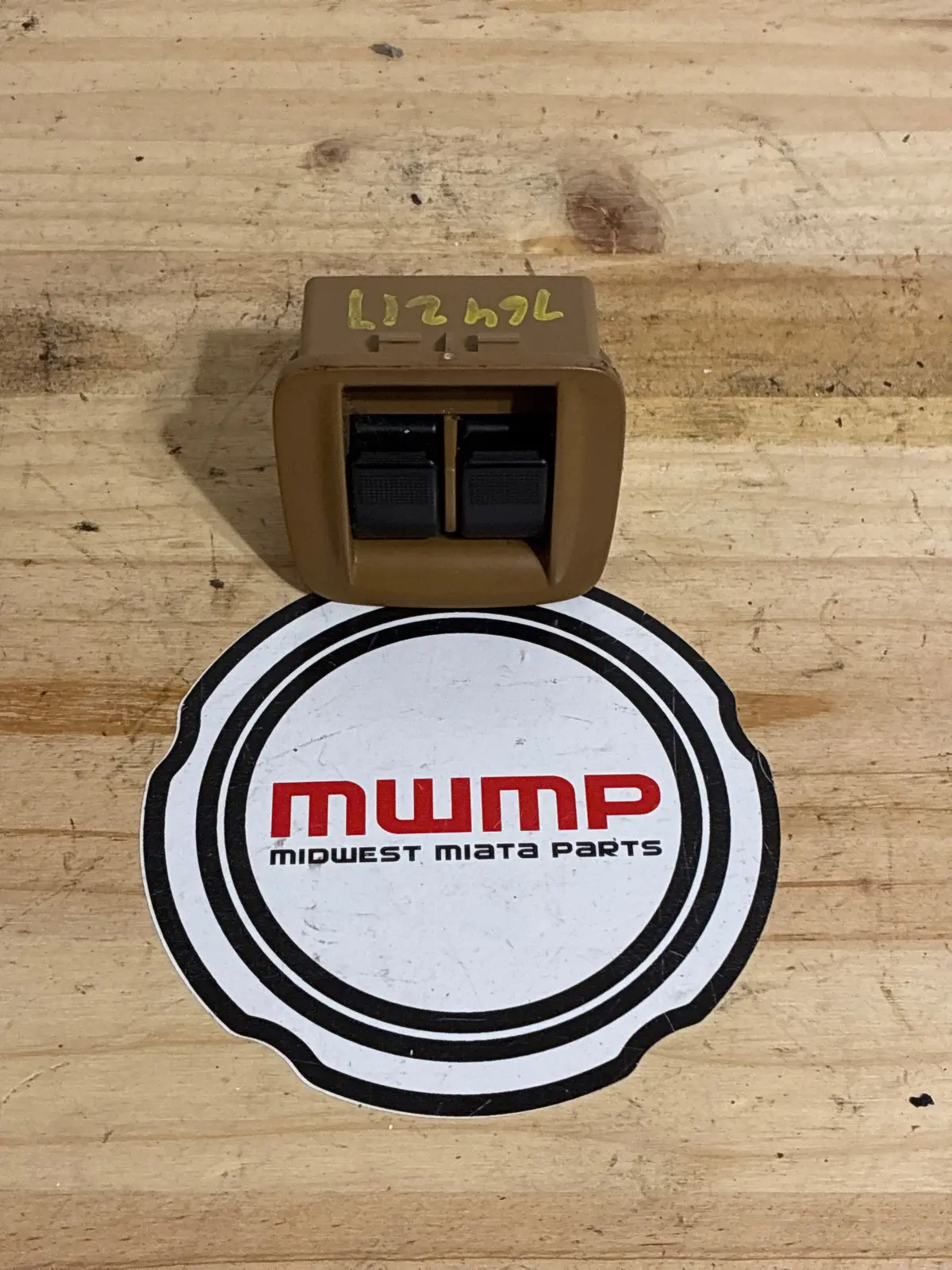 1999-2000 Mazda Miata Tan Power Window Switch Nc11-66-350B 21 1
