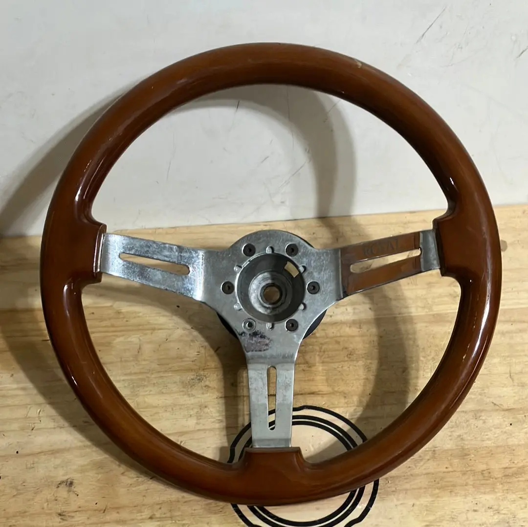 Royal Grip Woodie 350Mm 50Mm Deep With Mazda Miata Hub 1