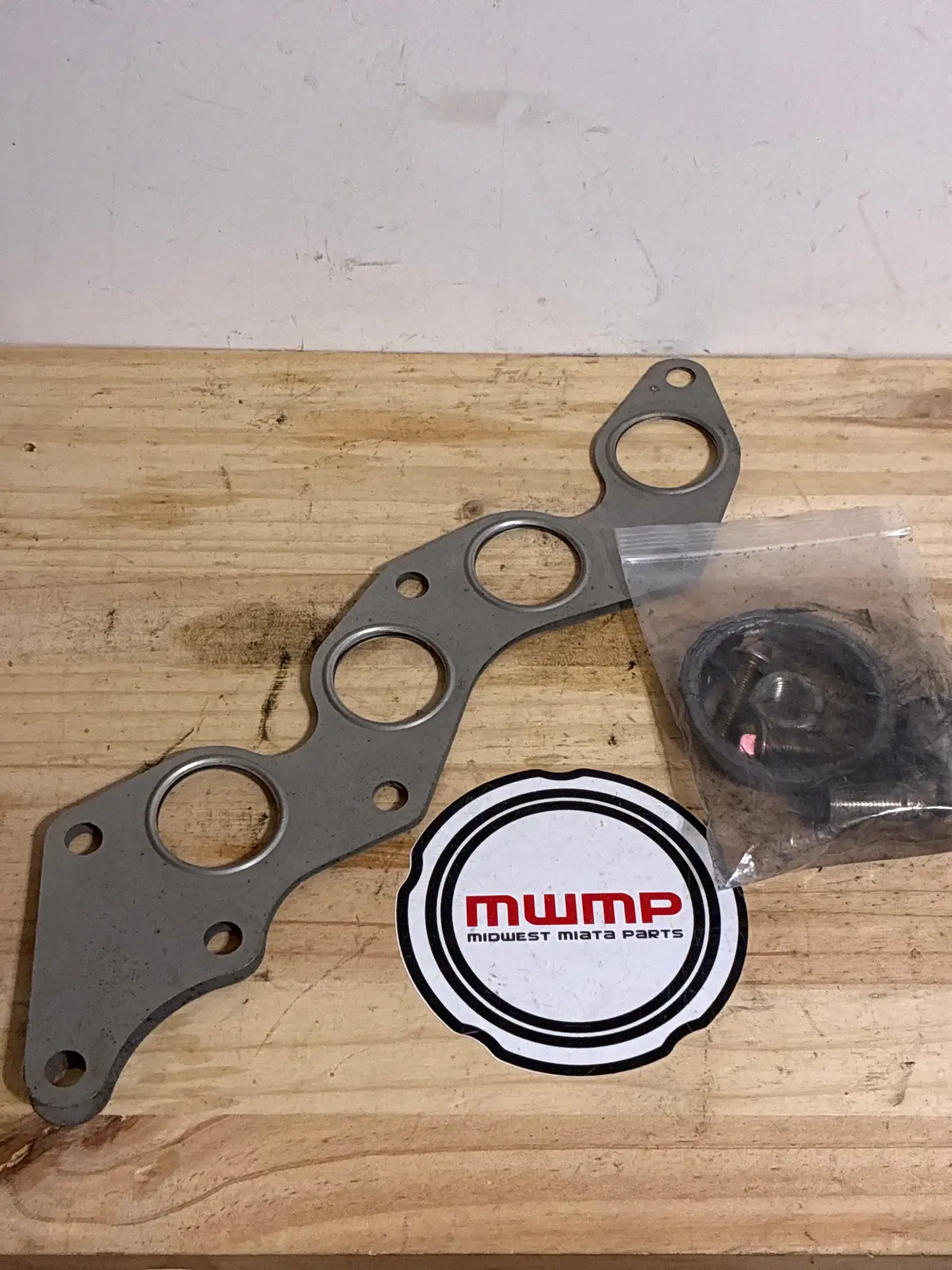 2006-2015 Mazda Miata Manifold And Exhaust Gasket Set 1