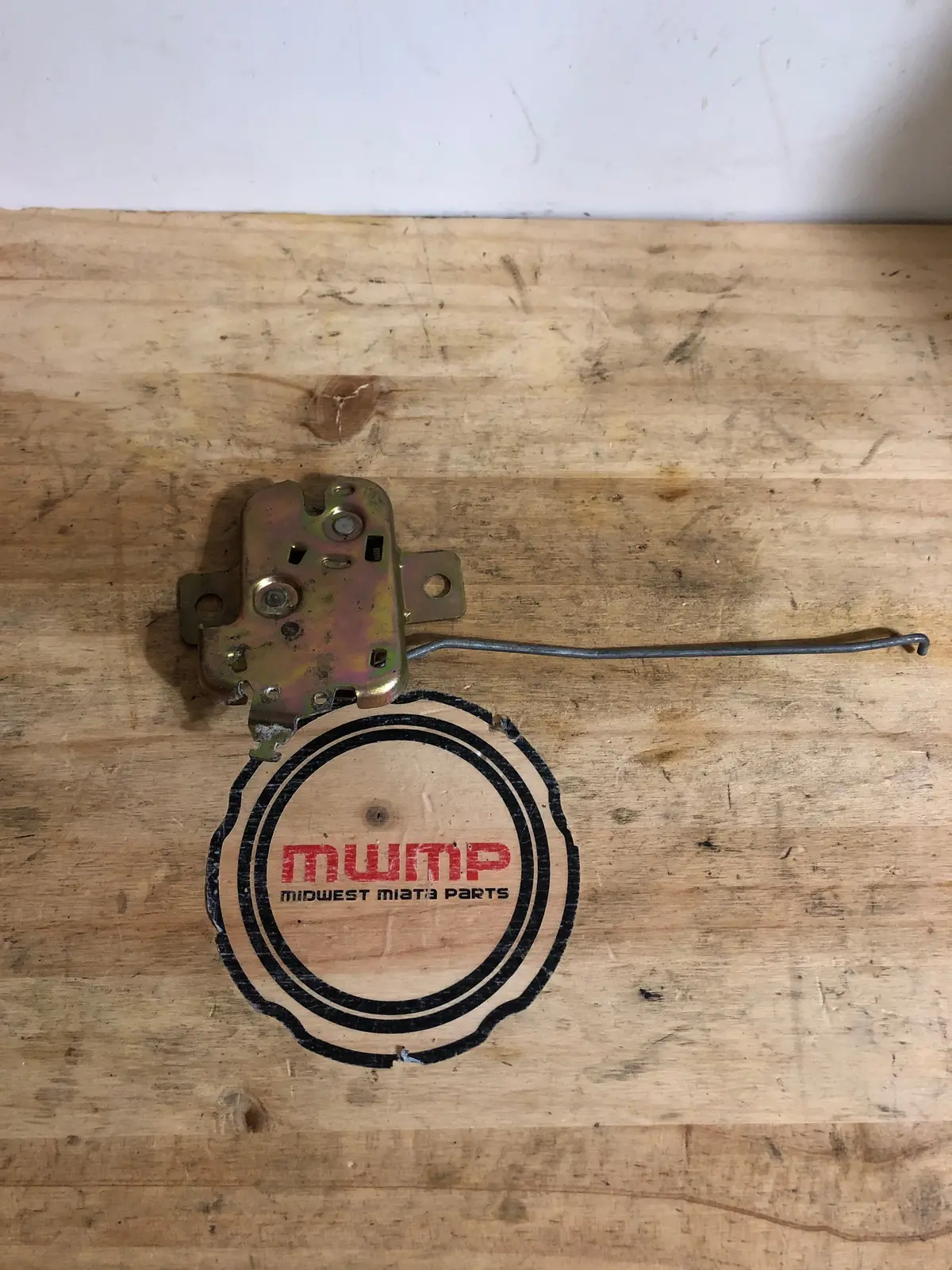 1999-2005 Mazda Miata Trunk Latch And Rod Nc10-56-820 1