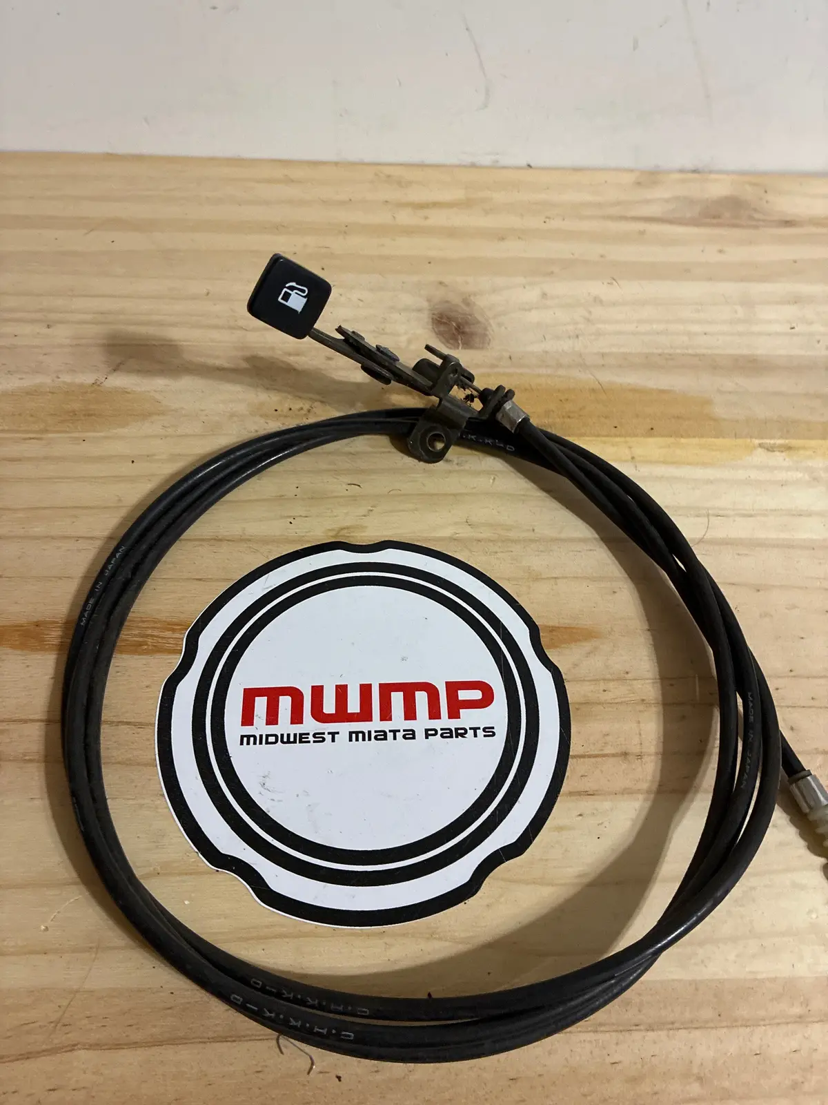1990 Mazda Miata Fuel Door Release Cable And Release Handle 1