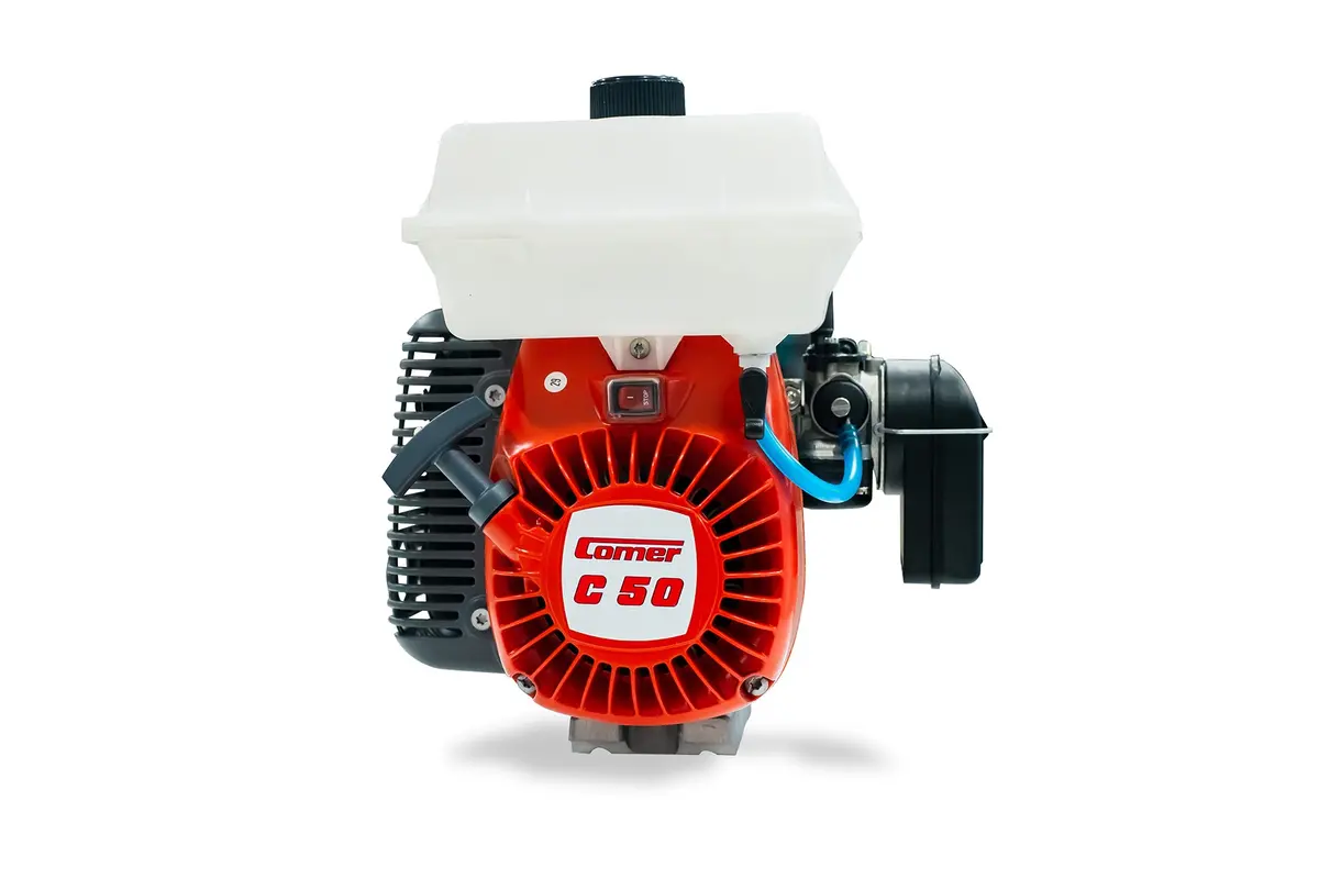 Comer C52 Engine 1