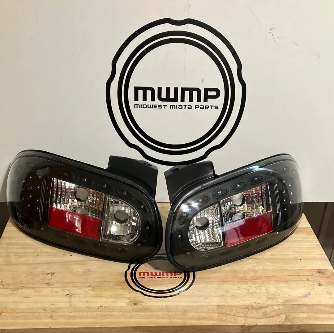 1999-2005 Mazda Miata Anzo Led Taillights Set/Pair 1