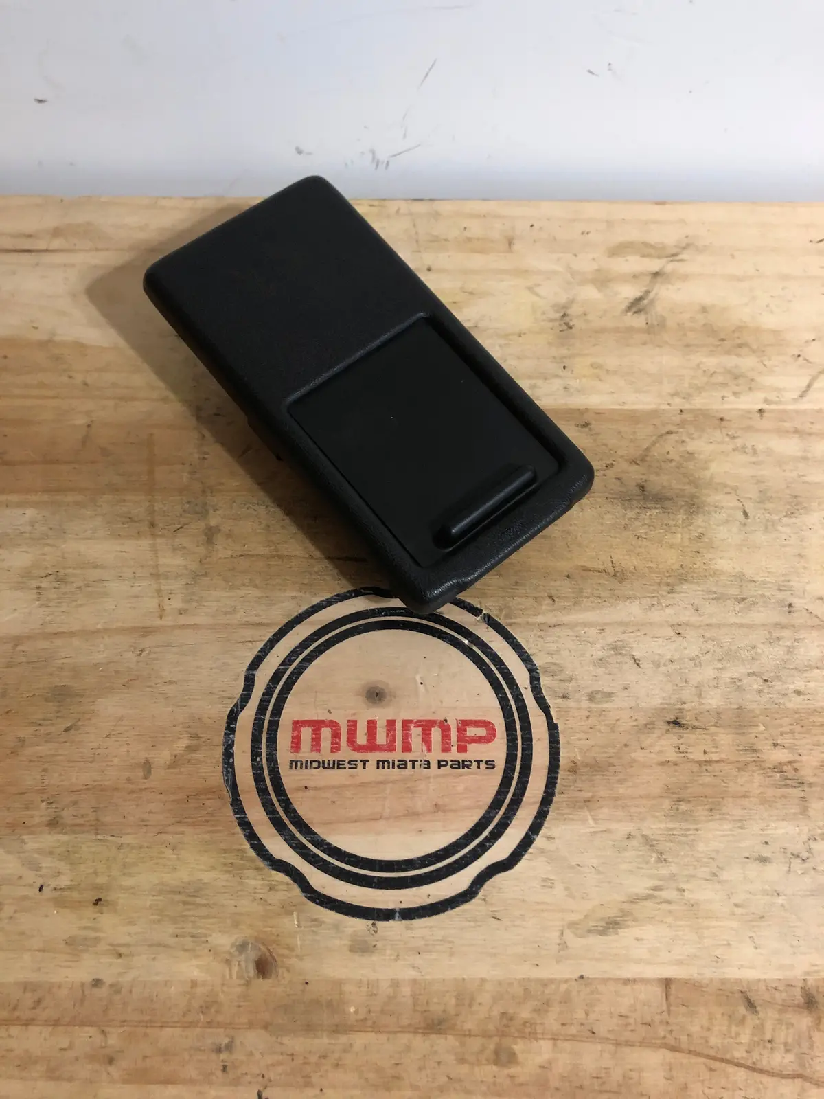1990-1997 Mazda Miata Ashtray Na01-64-610B-00 1