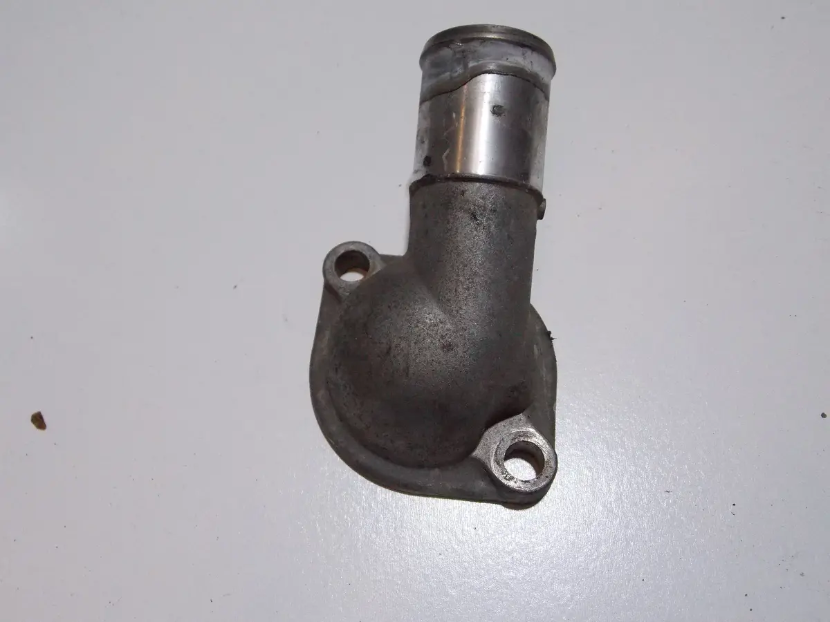 1994-2005 Mazda Miata Thermostat Housing Bpe8-15-172 1