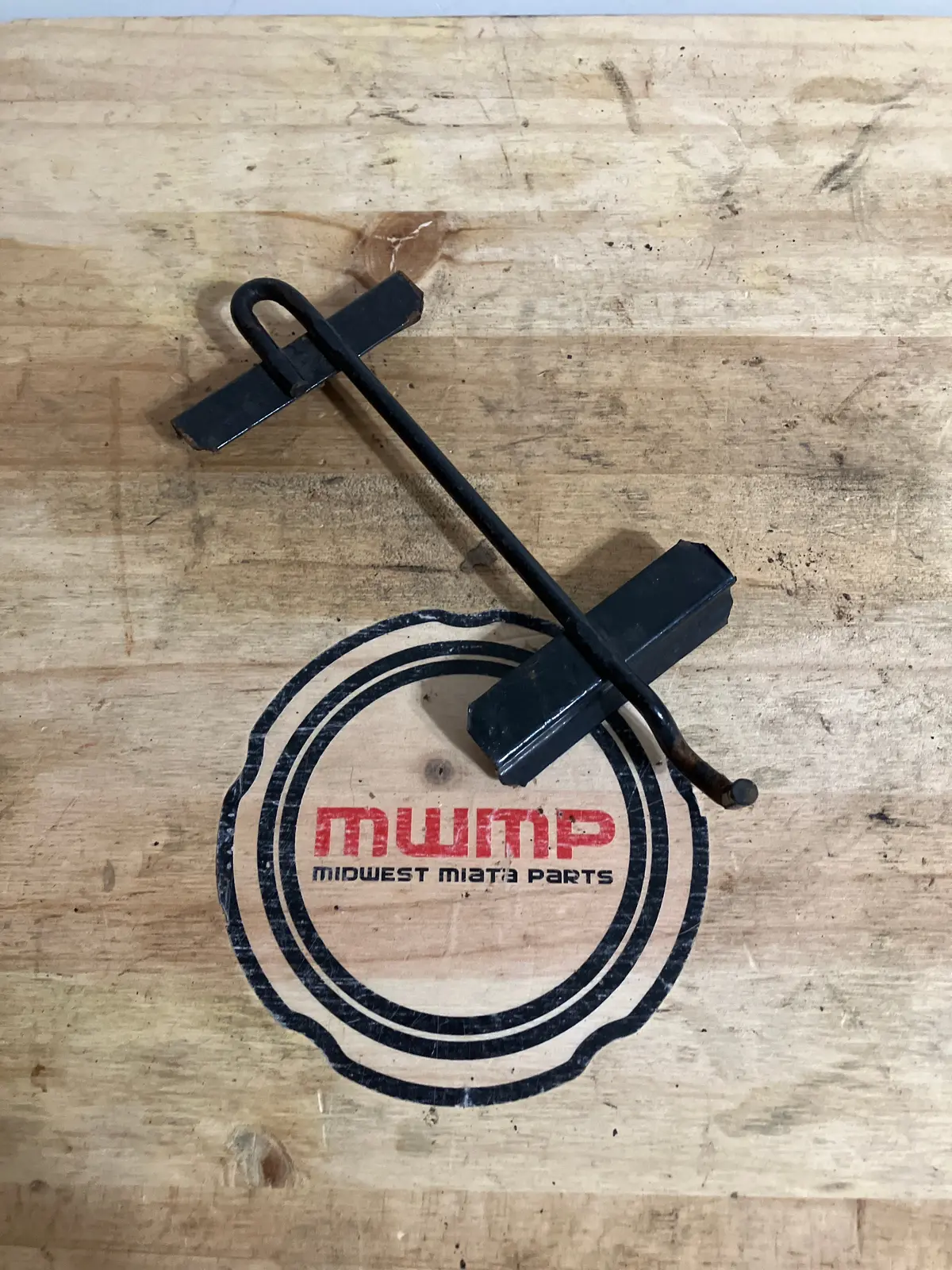 1990-1997 Mazda Miata Battery Tie Down Bracket Na01-56-03Xa 1