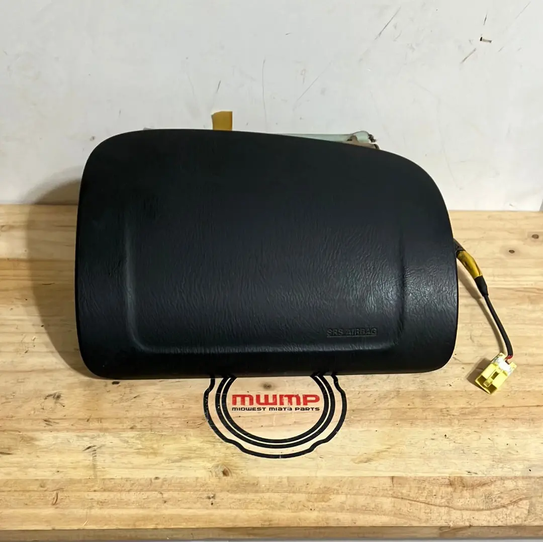 1999-2005 Mazda Miata Passenger Side Air Bag (With Dash Cover) 1