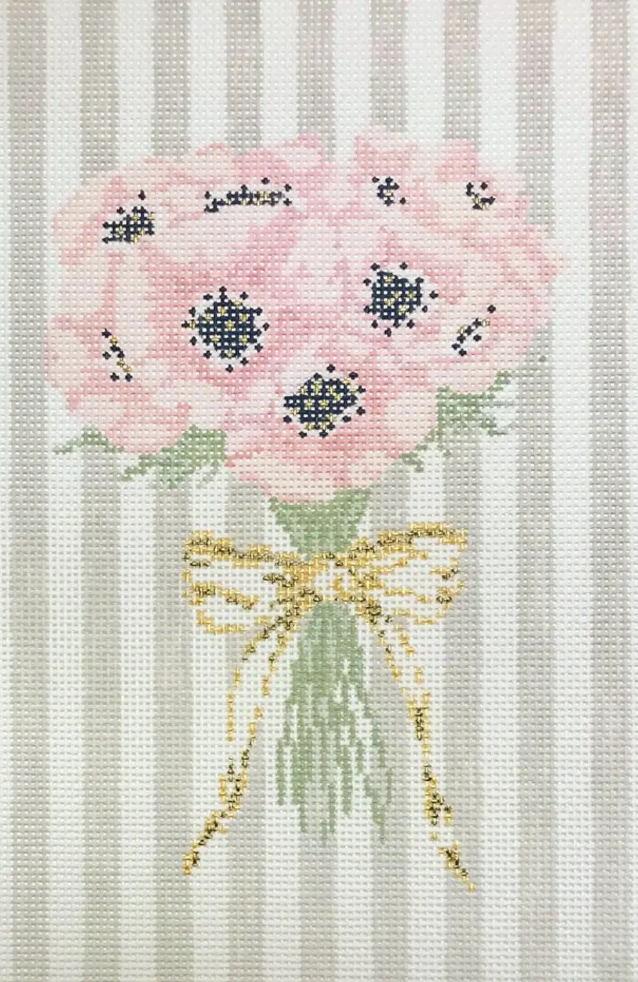 15Uu Blushing Bouquet 1