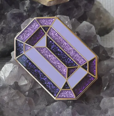 Amethyst "The Dutchess" Needle Minder 1