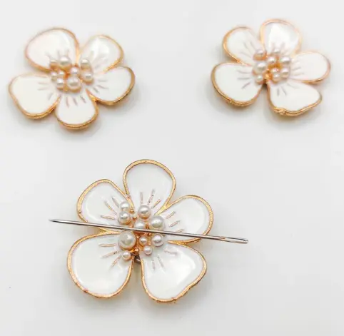 Flower Needleminder 1