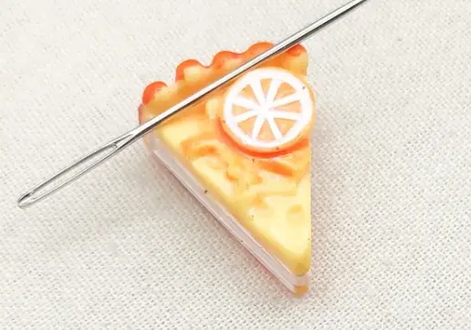 Lemon Pie Resin Needleminder 1