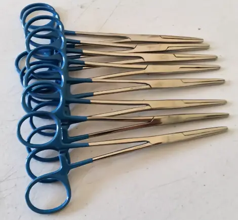 5 1/2" Coated Grip Hemostat For Hook Removal 1