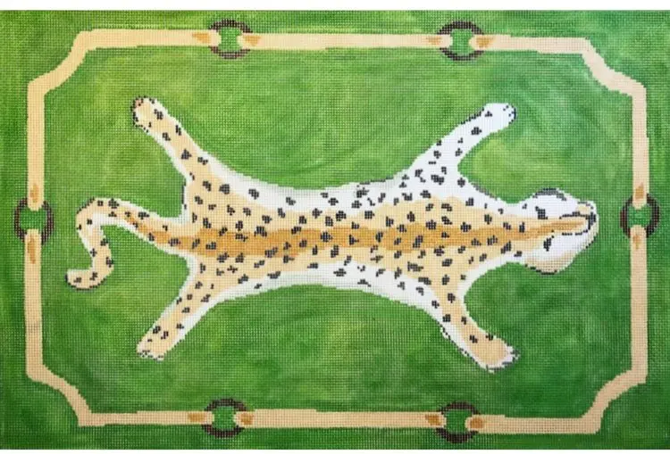Dg-2D-G Leopard Pillow - Green 1