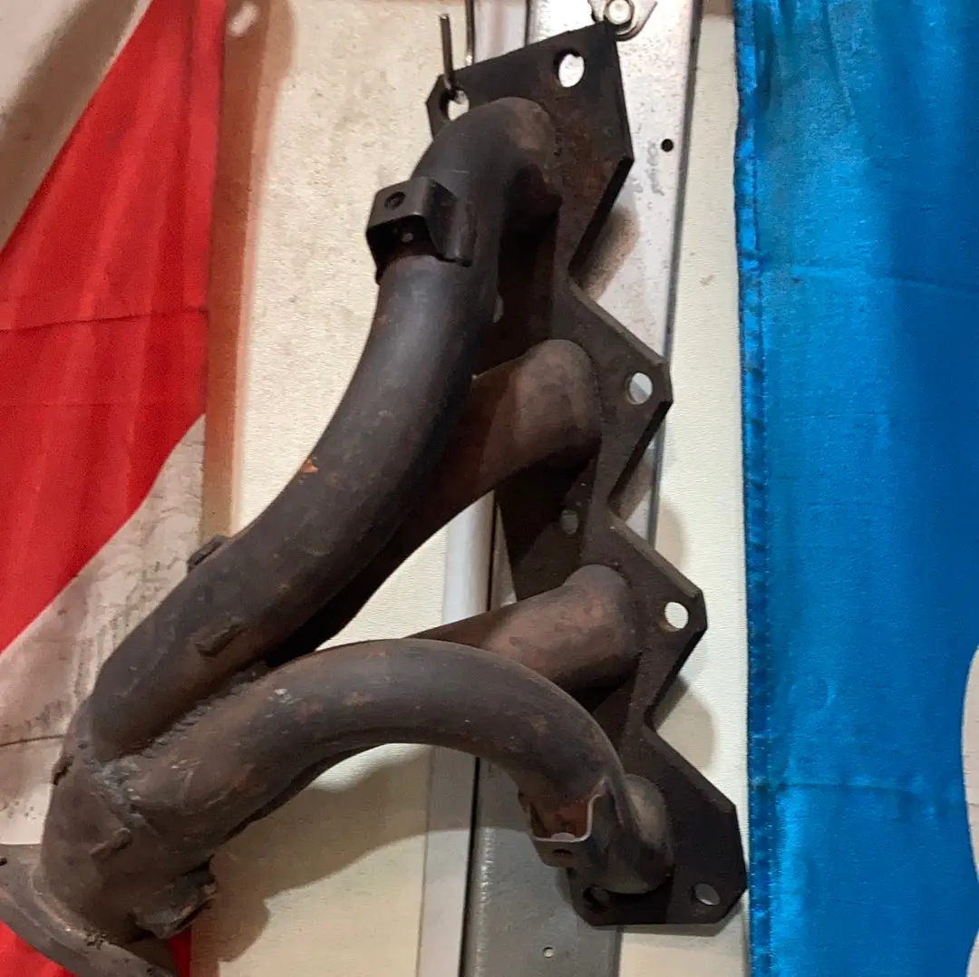 1990-1993 Mazda Miata Exhaust Manifold 1