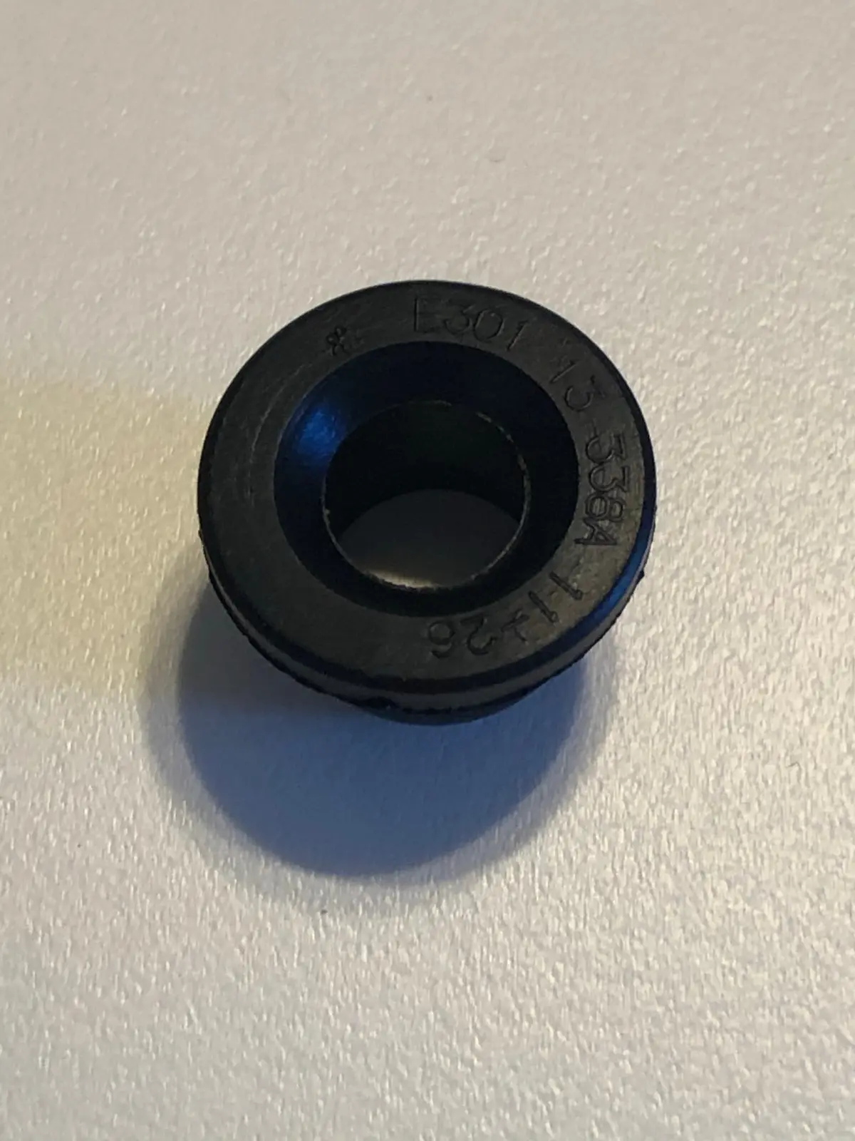 1990-2005 Mazda Miata Pcv Grommet O-Ring Seal E301-13-338A 1