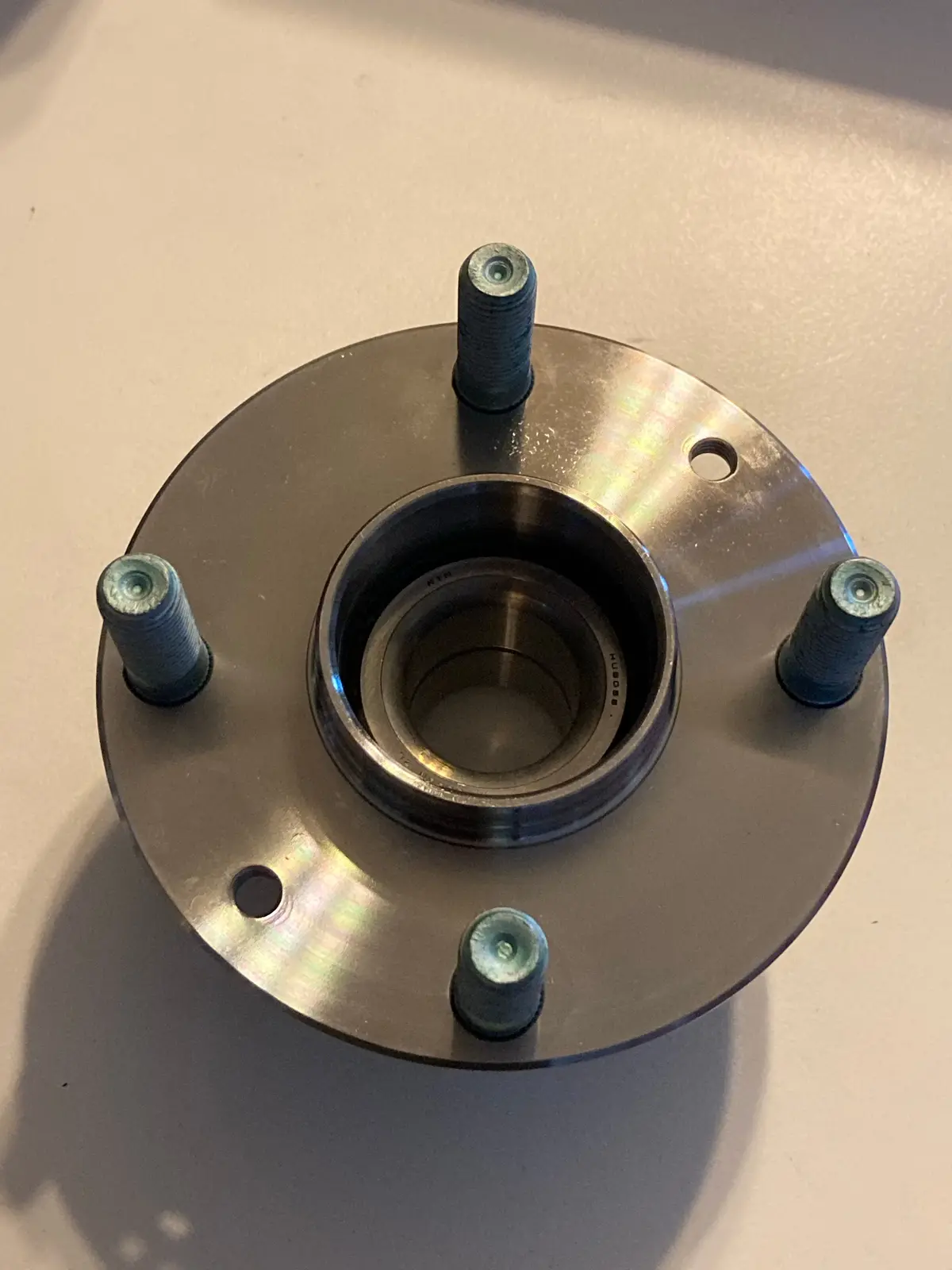 1990-2005 Mazda Miata Front Hub Na01-33-04Xa 1