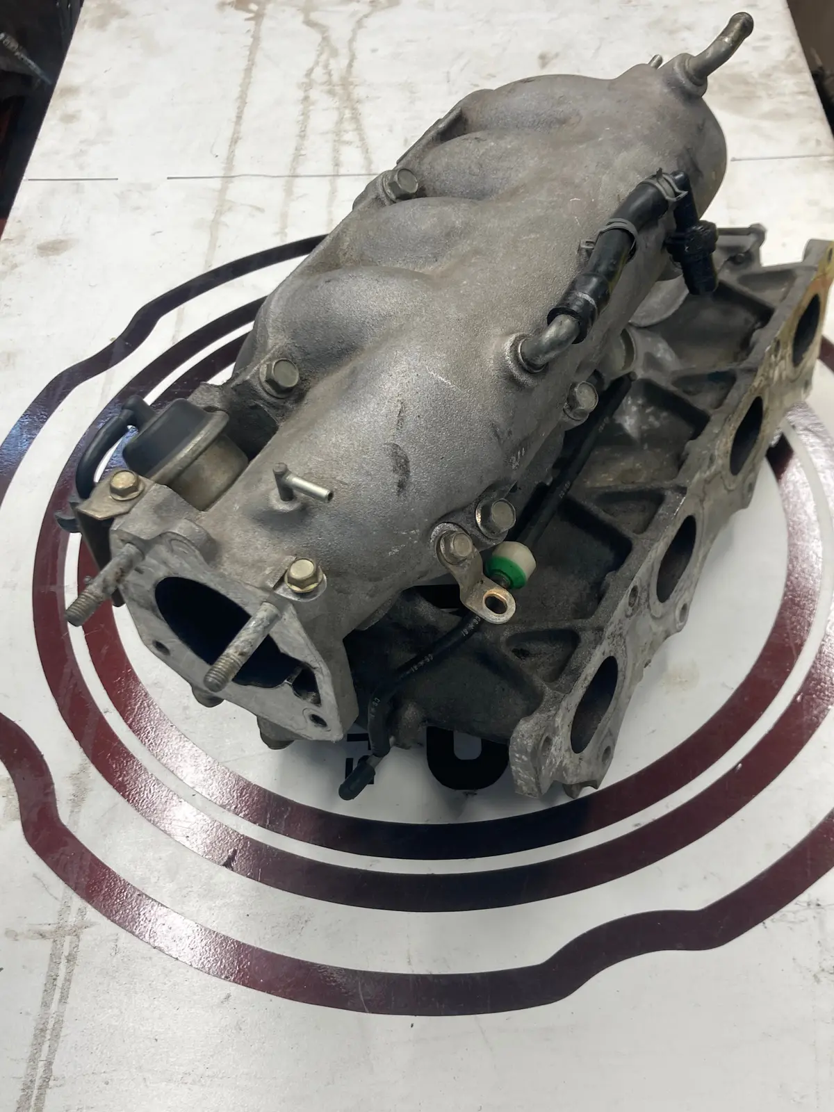 1999-2000 Mazda Miata Oem Intake Manifold 1