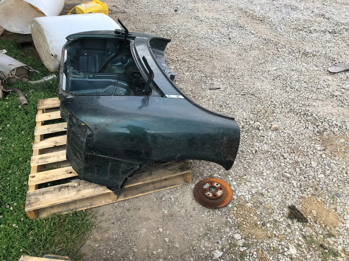 1999-2005 Mazda Miata Rear Clip Quarter Panels 3