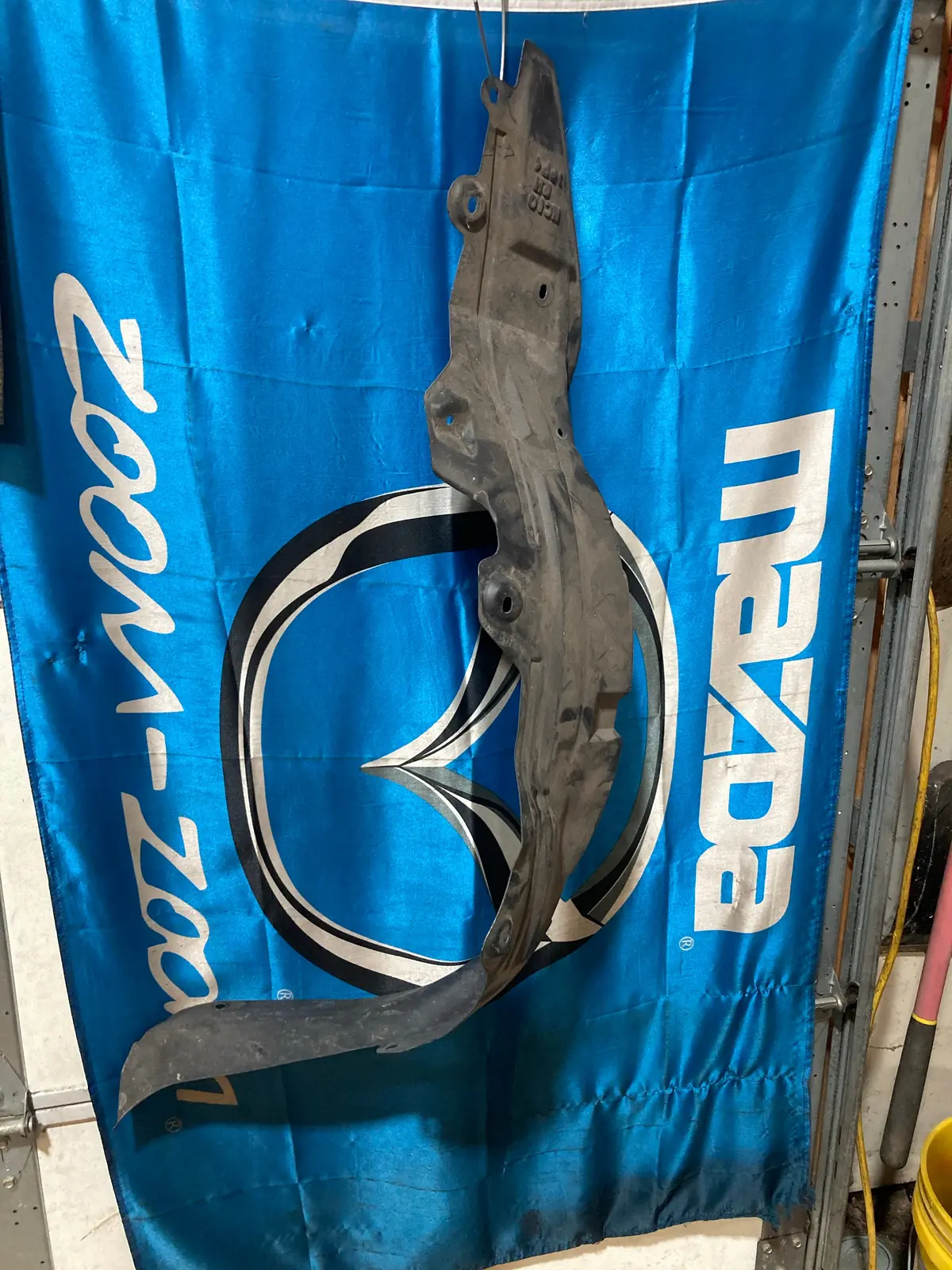 1999-2005 Mazda Miata Right Front Inner Fender Liner 1