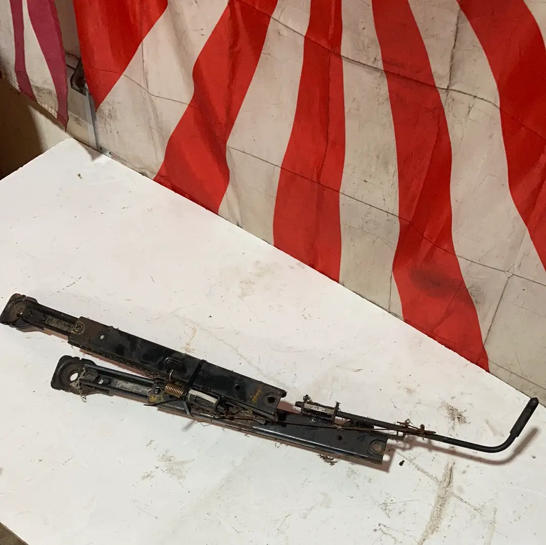 1990-1993 Mazda Miata Driver Side Seat Slider 1