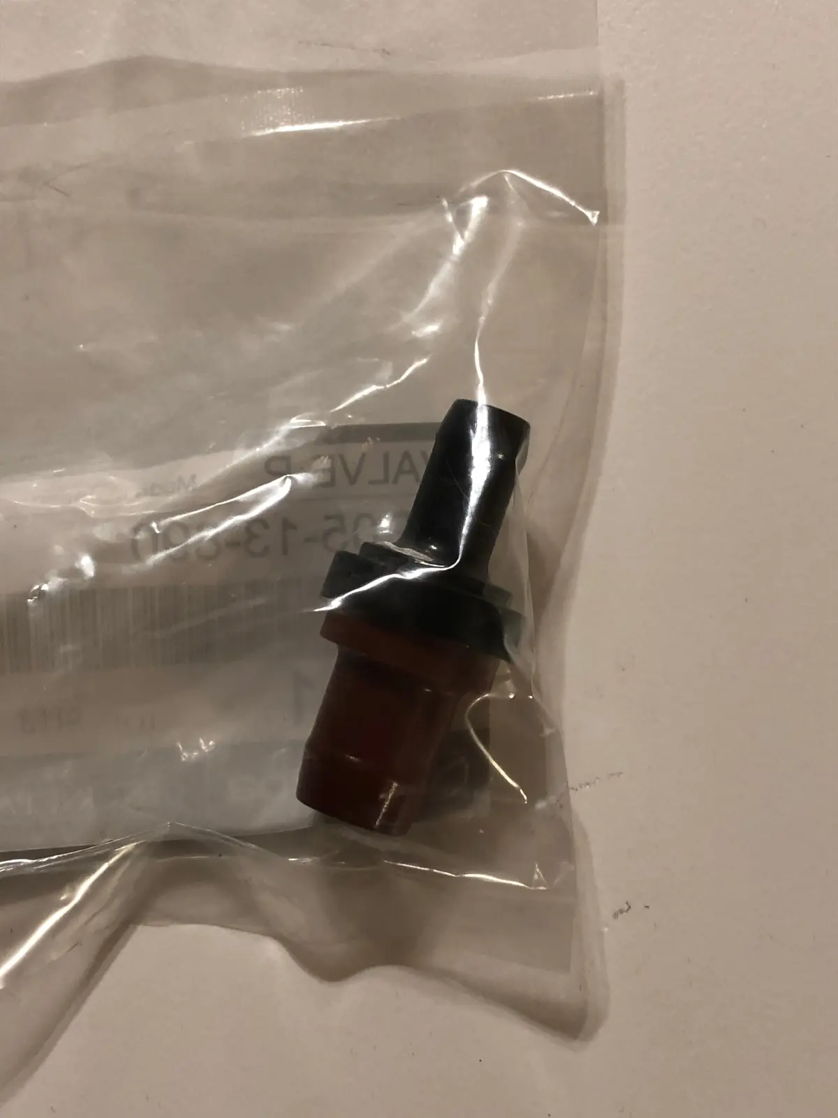 2001-2005 Mazda Miata Pcv Valve 1