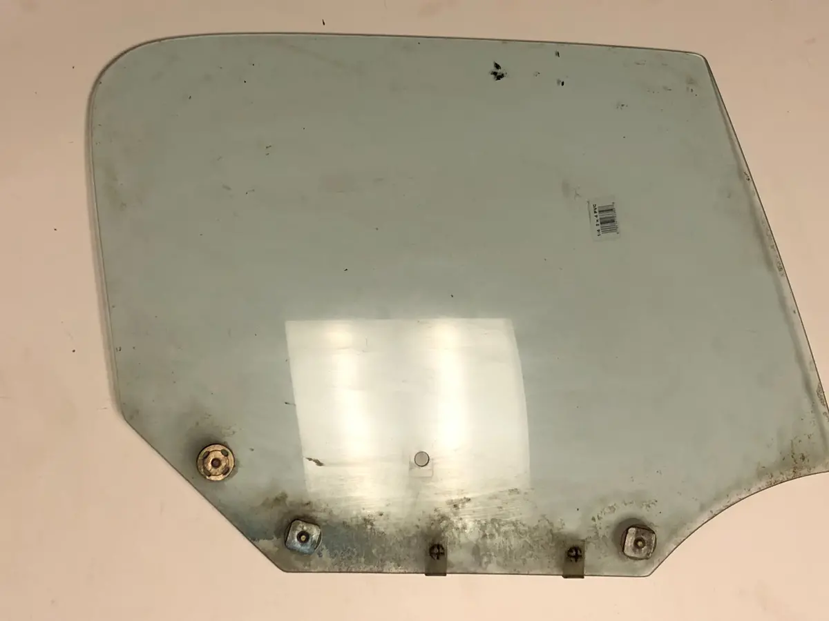 1990-1997 Mazda Miata Passenger Door Window Glass (Right) Na01-58-510 1