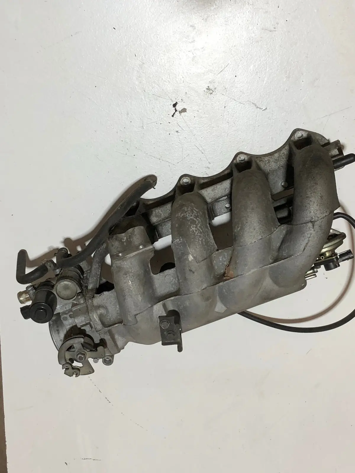 1994-1997 Mazda Miata Oem Intake Manifold 1