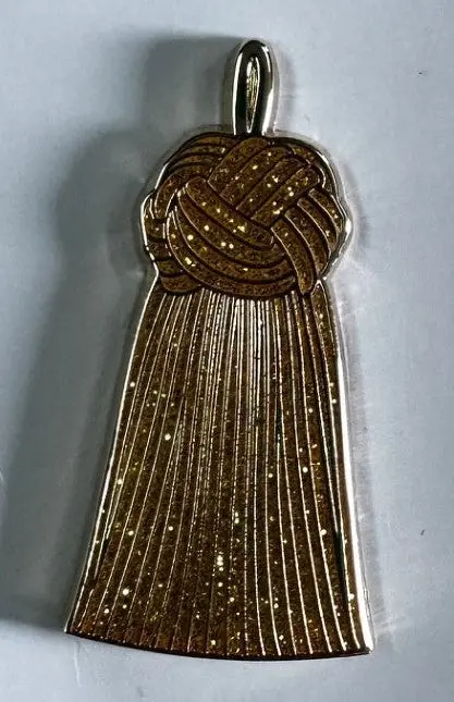 Gold Glitter French Knot Tassle Needle Minder 1