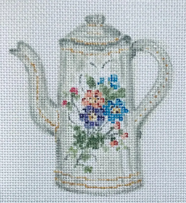 Tsg33-D White And Gold Kettle 1