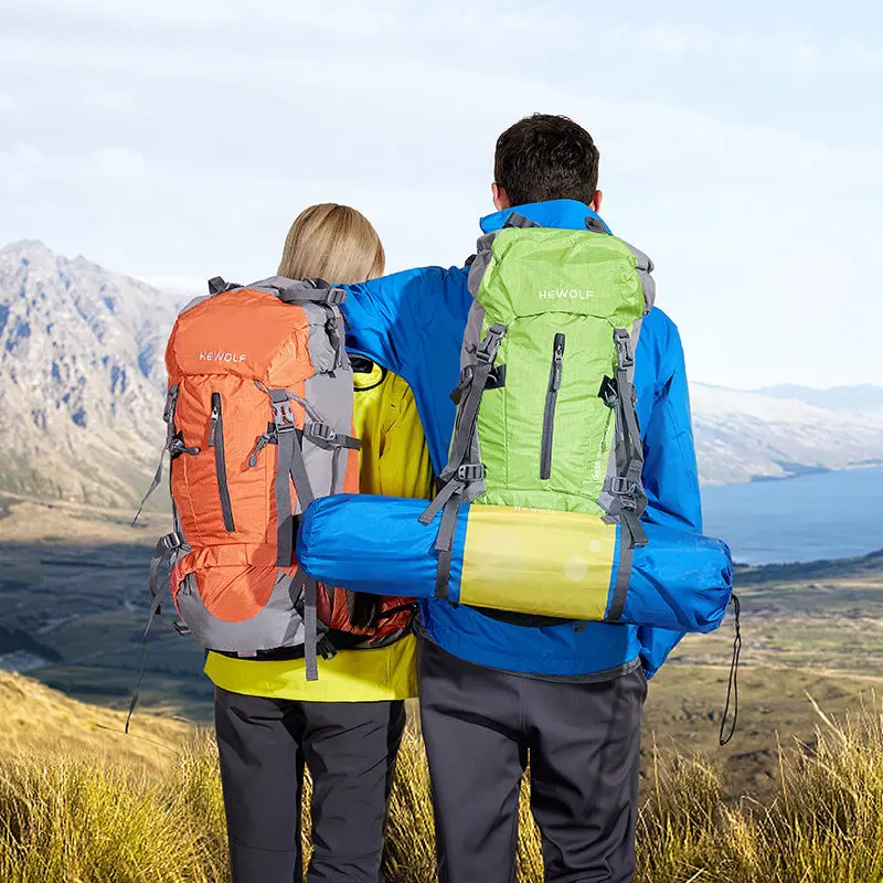 Outdoor Leisure Mountaineering Backpack 1